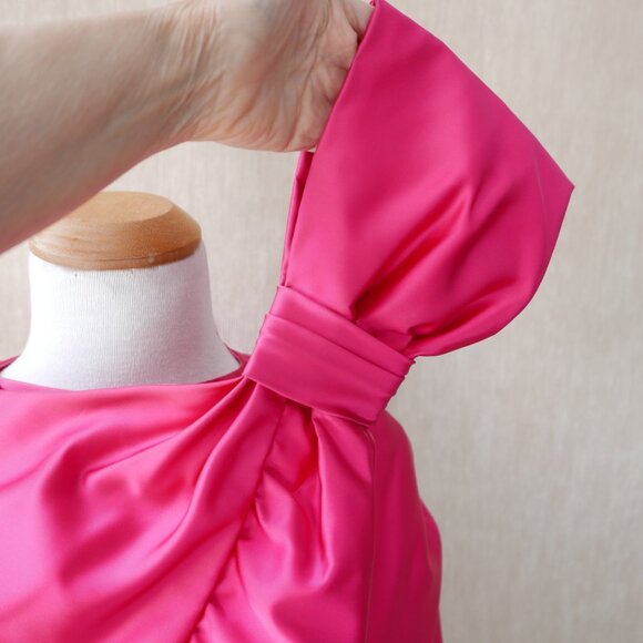 80s Glam Hot Pink Satin Evening Cape - Picture 6 of 10